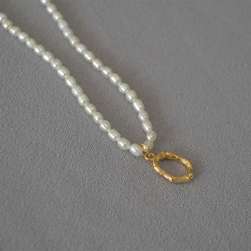 Romantic Pearl Necklace for Special Moments