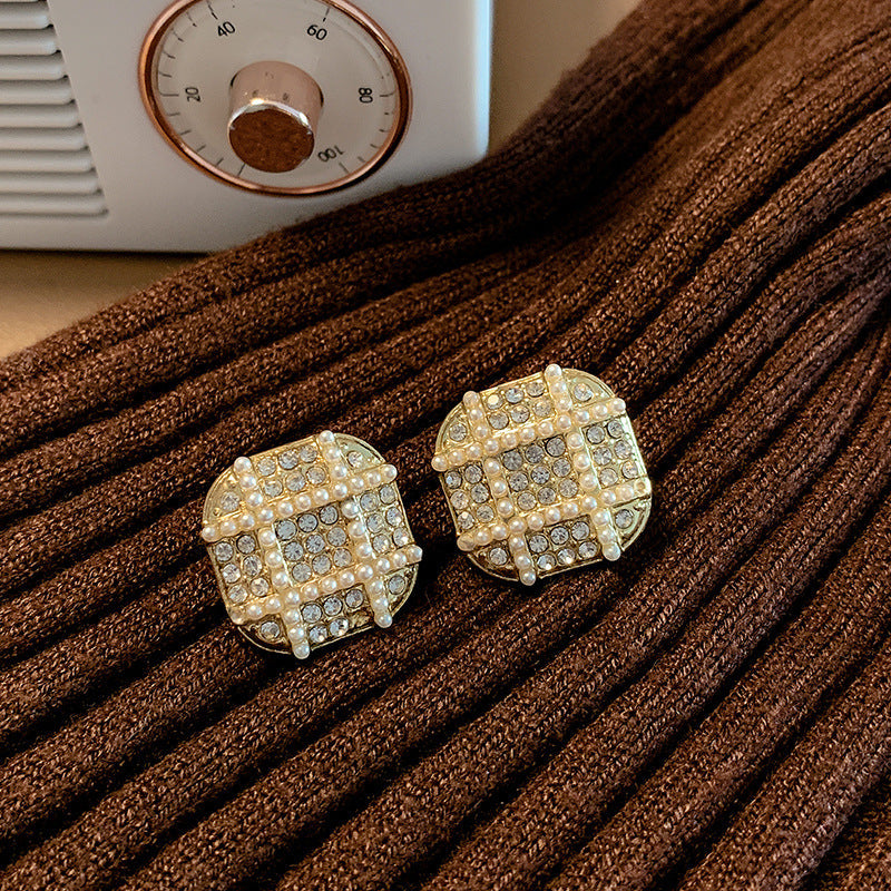 Romantic Earring for Special Moments