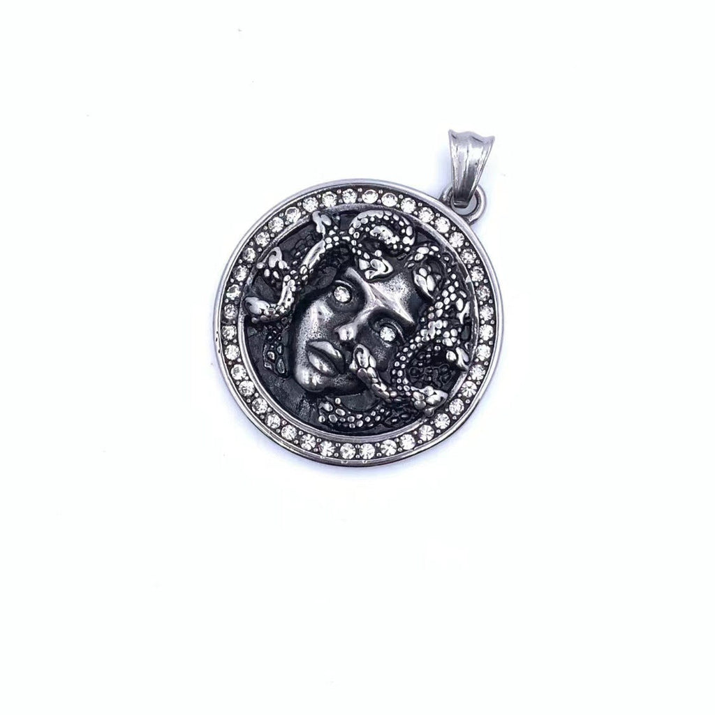 Romantic Pendant for Special Moments