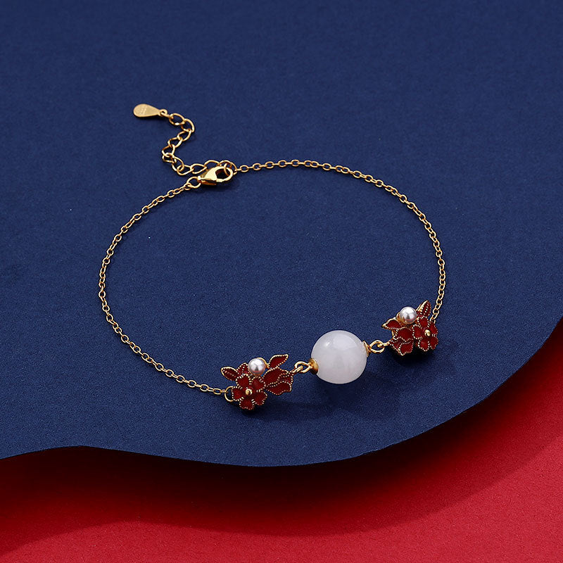 Charming Silver Necklace for Any Occasion