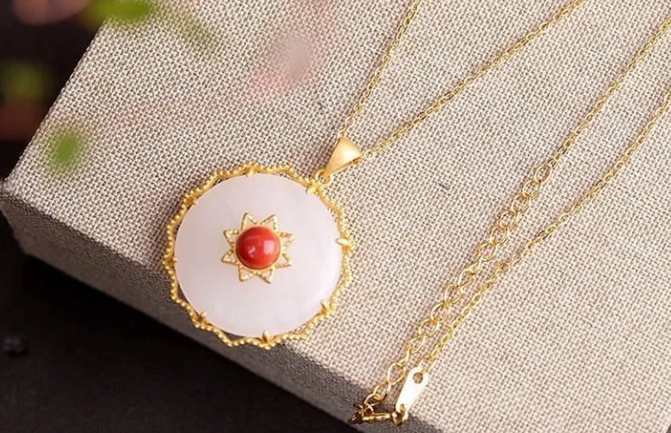 Stunning Gold Necklace for Daily Wear