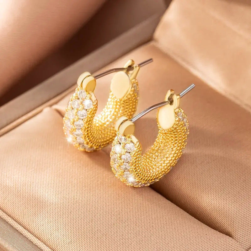 Romantic Earring for Special Moments