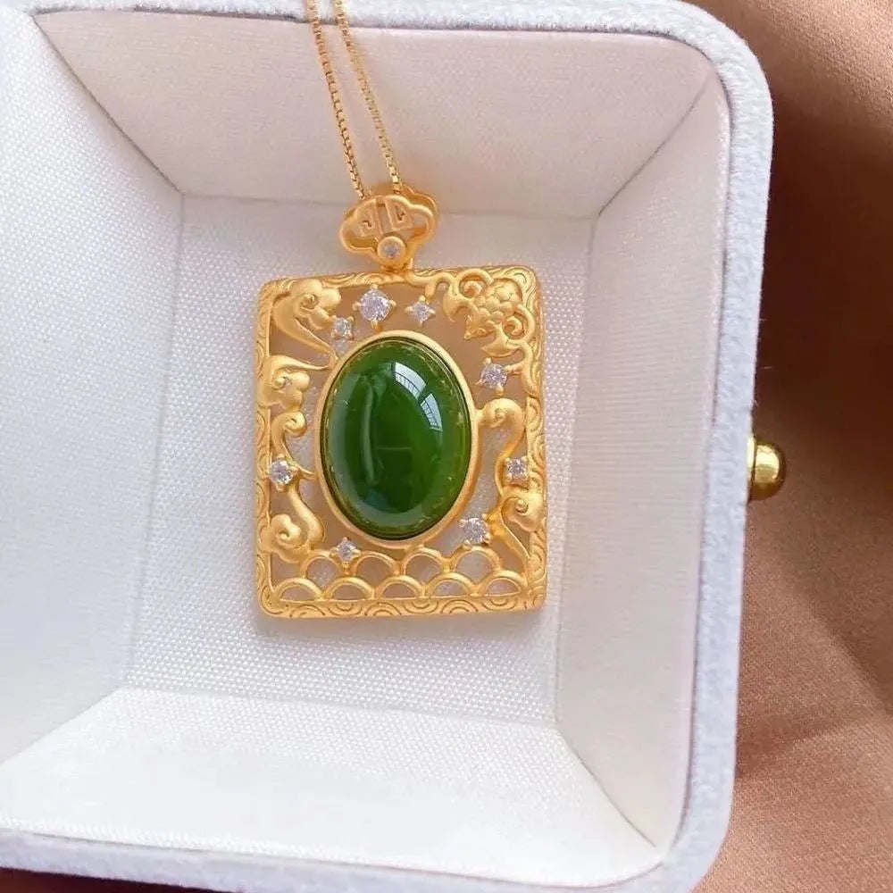 Romantic Gold Pendant for Special Moments