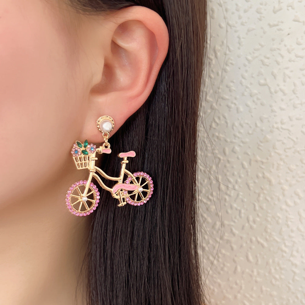 Delicate Artisan Pearl Earring