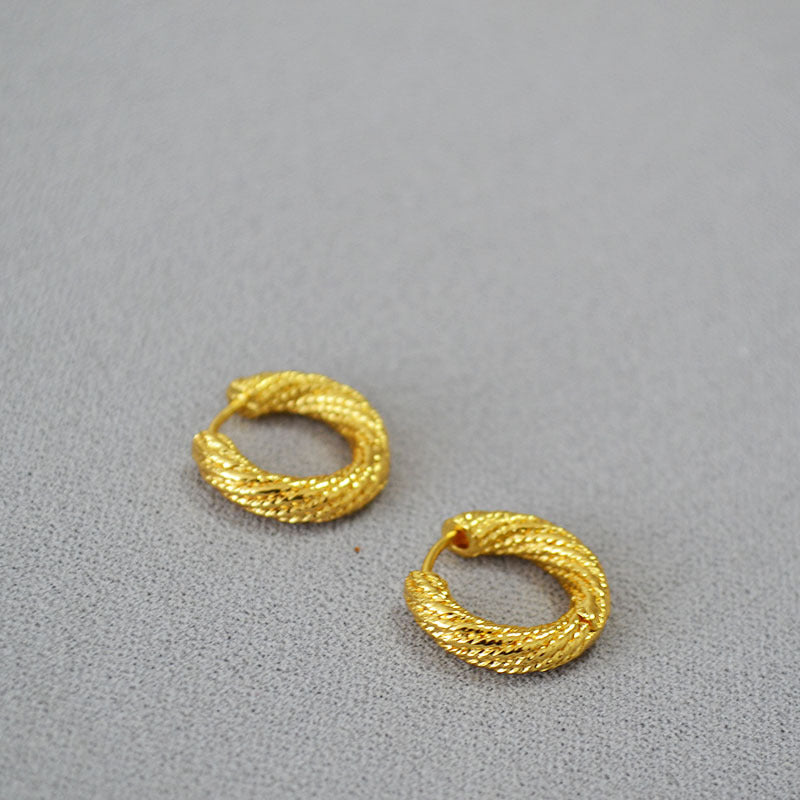 Romantic Earring for Special Moments