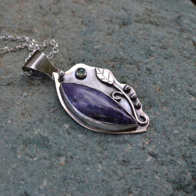 Romantic Necklace for Special Moments