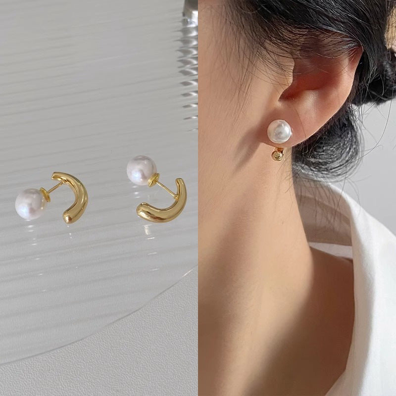 Stunning Pearl Earring for Daily Wear