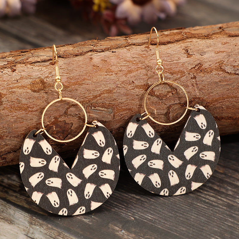 Romantic Gold Earring for Special Moments