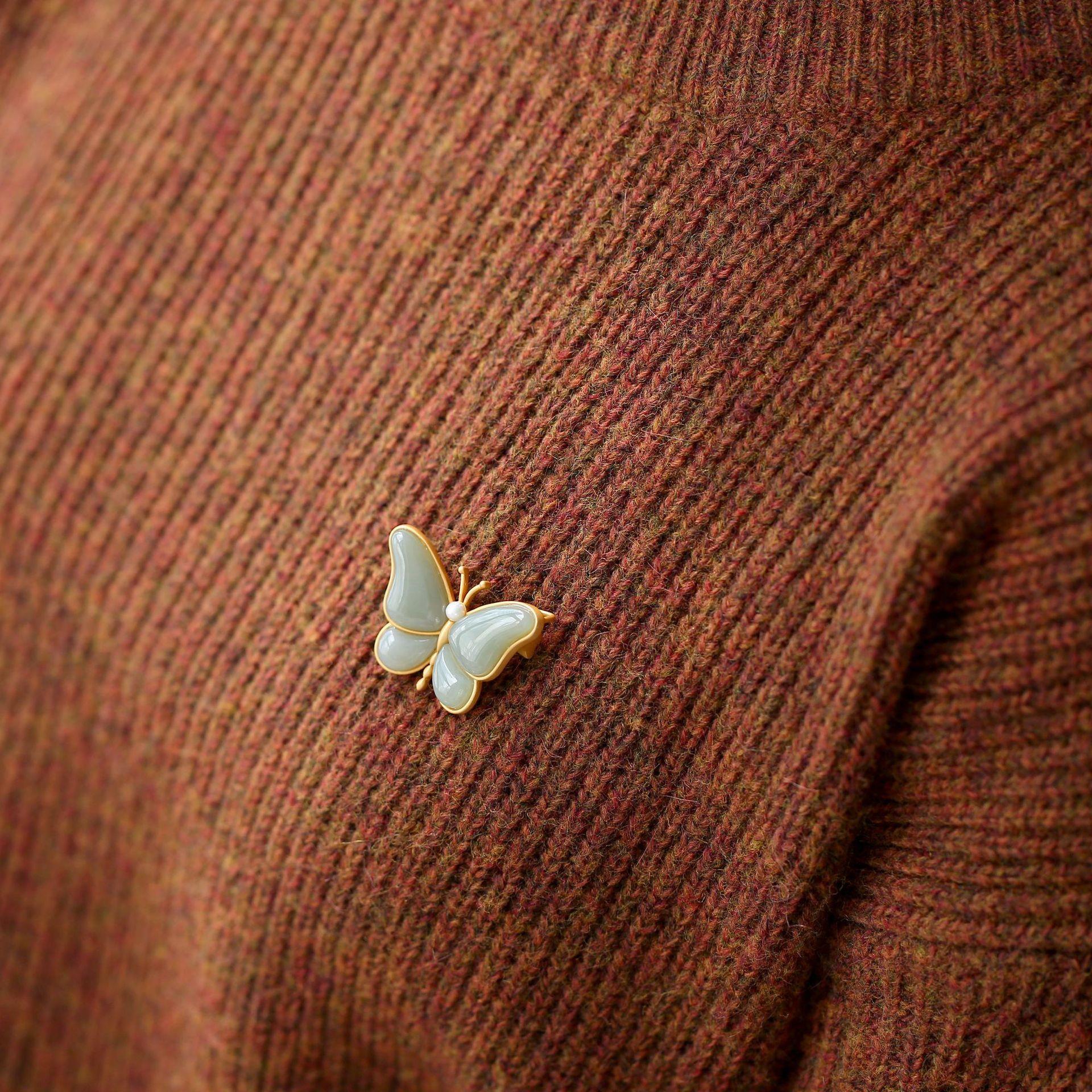 Delicate Artisan Gold Piece