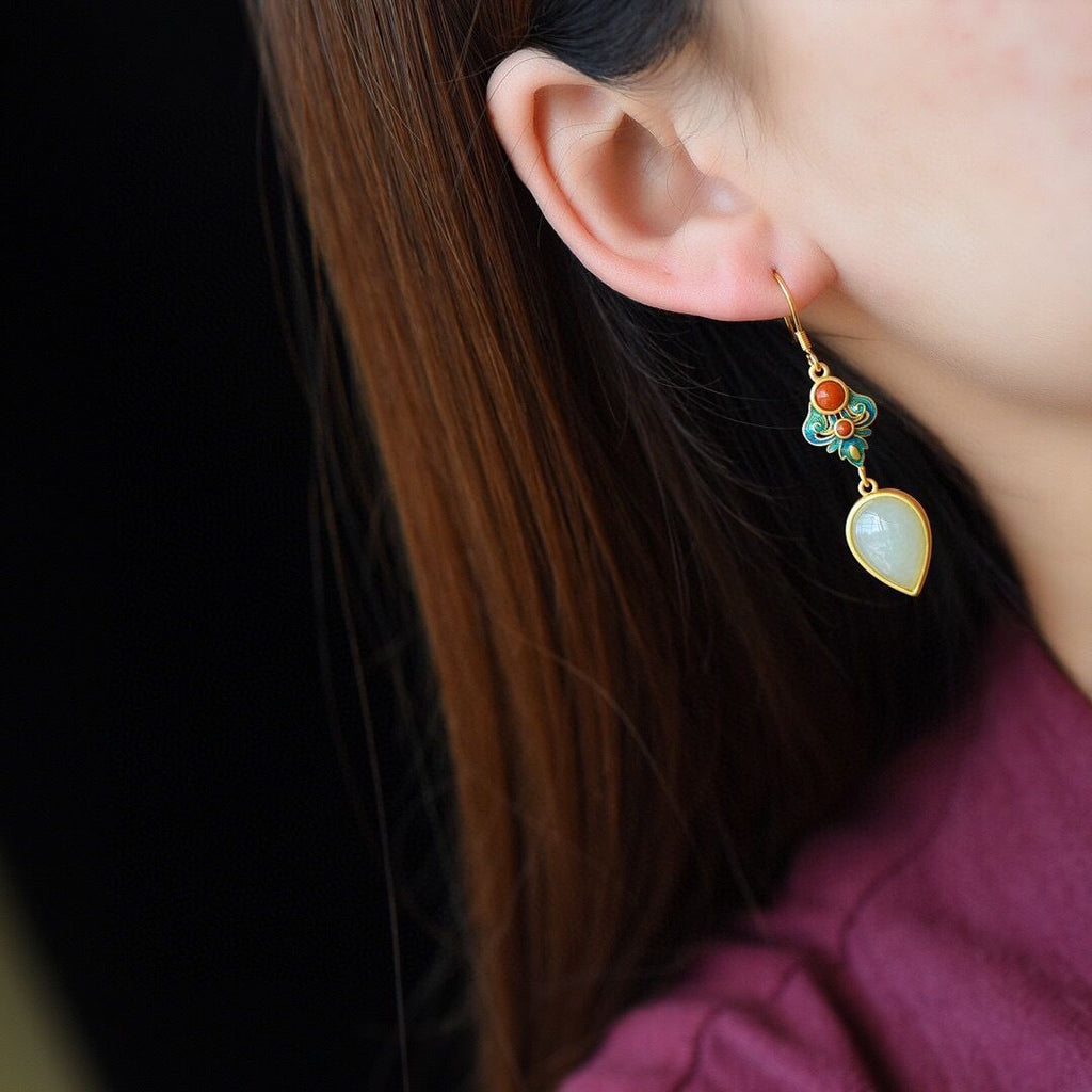 Beautiful Pearl Earring with Unique Style