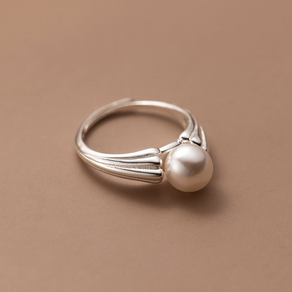 Romantic Pearl Ring for Special Moments