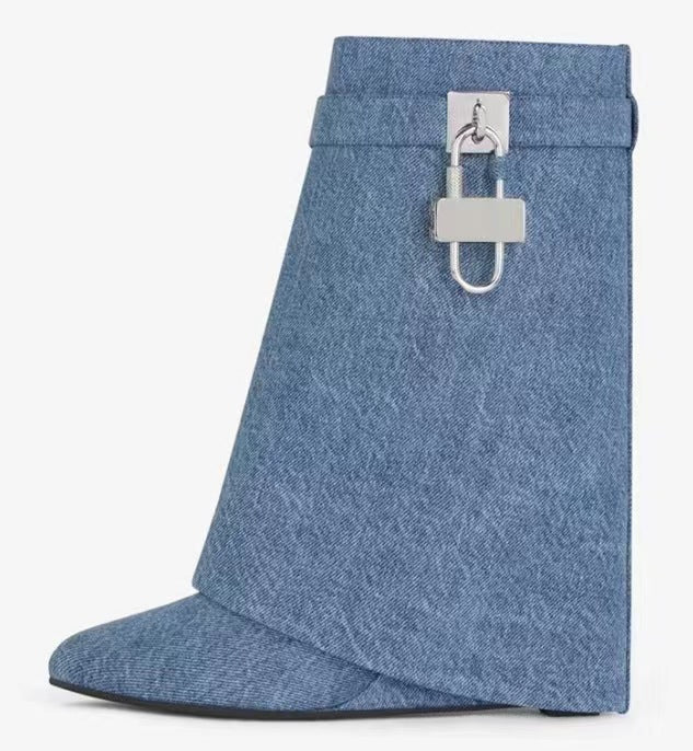 Chic Orthopedic Boots with Unique Design