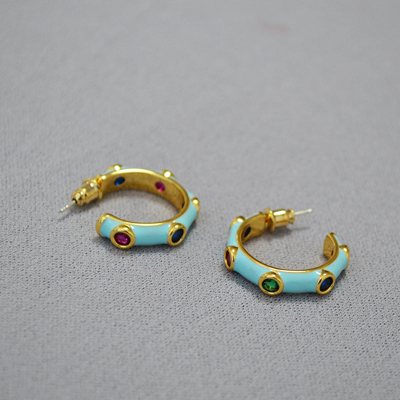 Romantic Silver Earring for Special Moments
