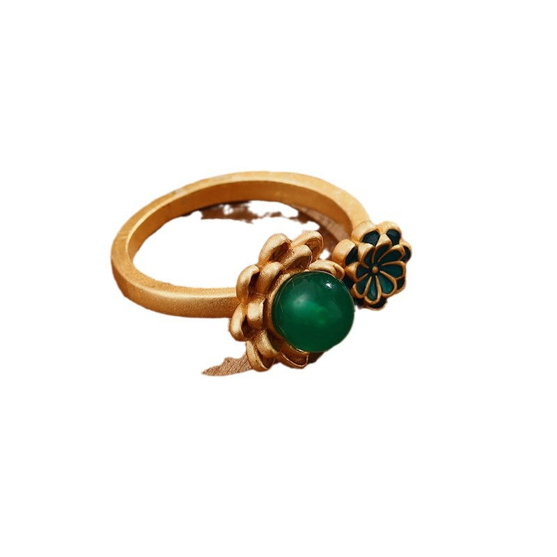 Romantic Gold Ring for Special Moments