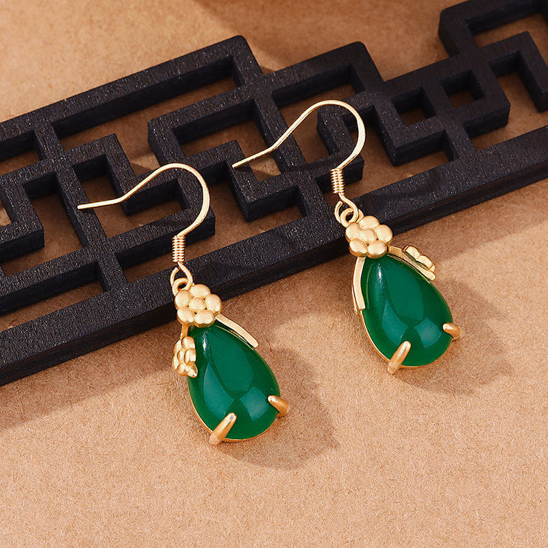 Beautiful Gold Earring with Unique Style