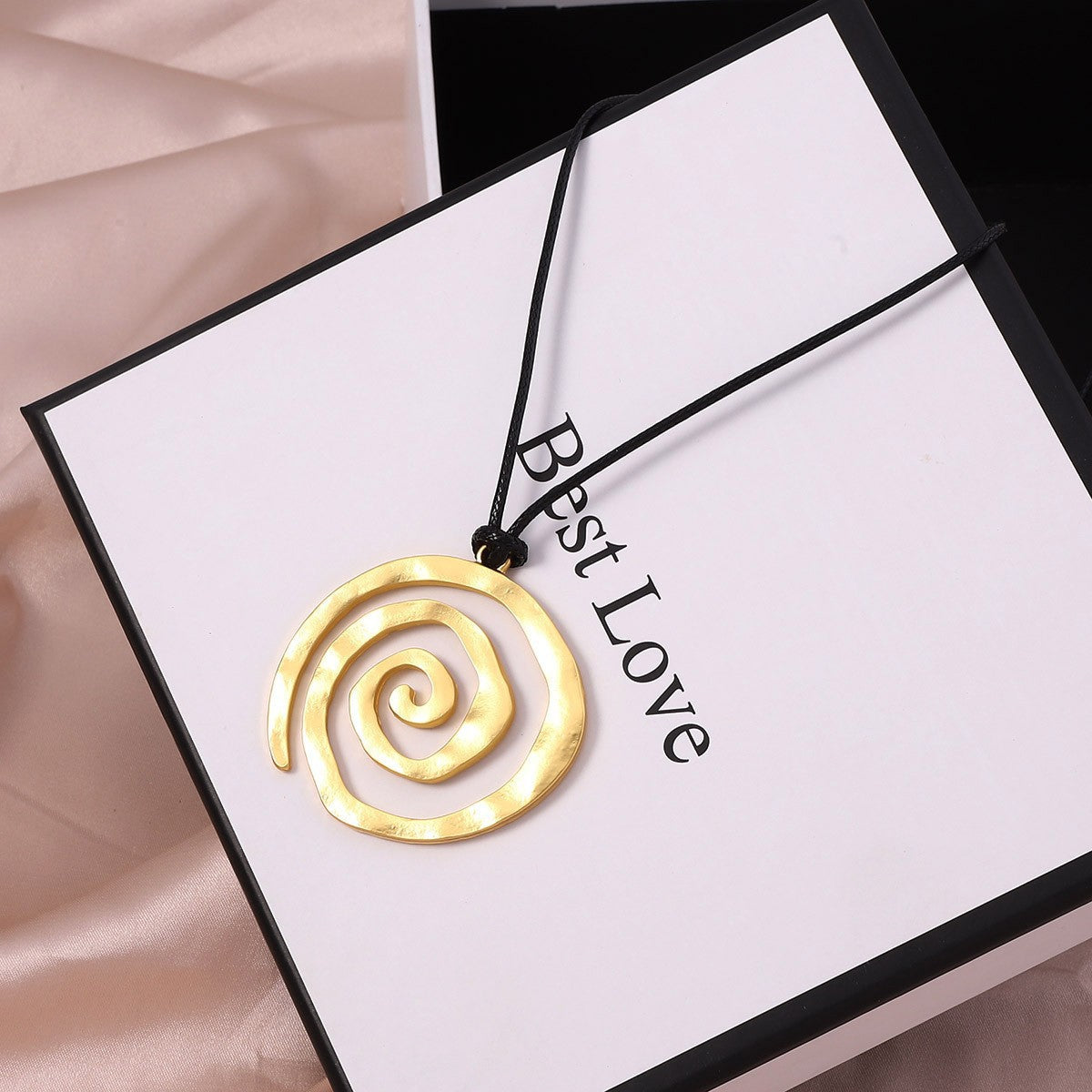 Elegant Necklace for Every Occasion
