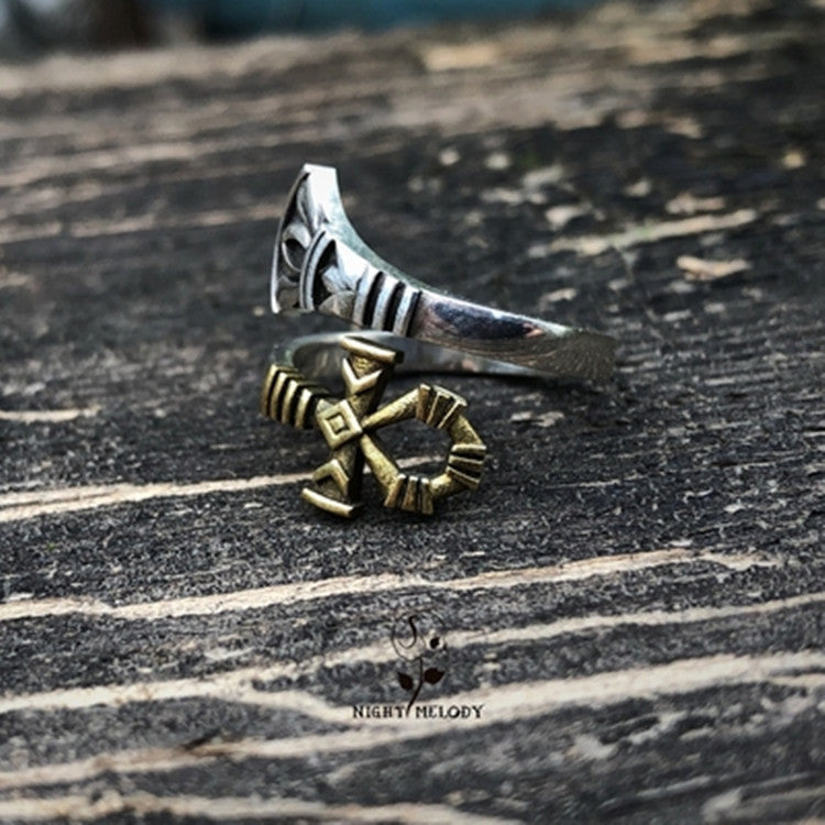 Classic Silver Ring with Timeless Appeal