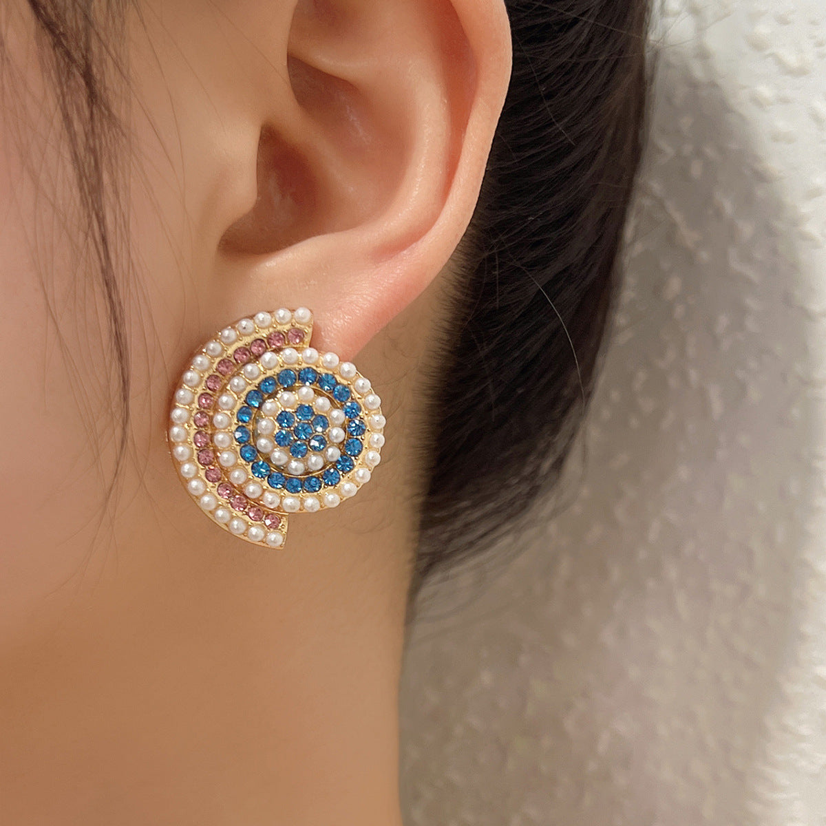 Stunning Pearl Earring for Daily Wear