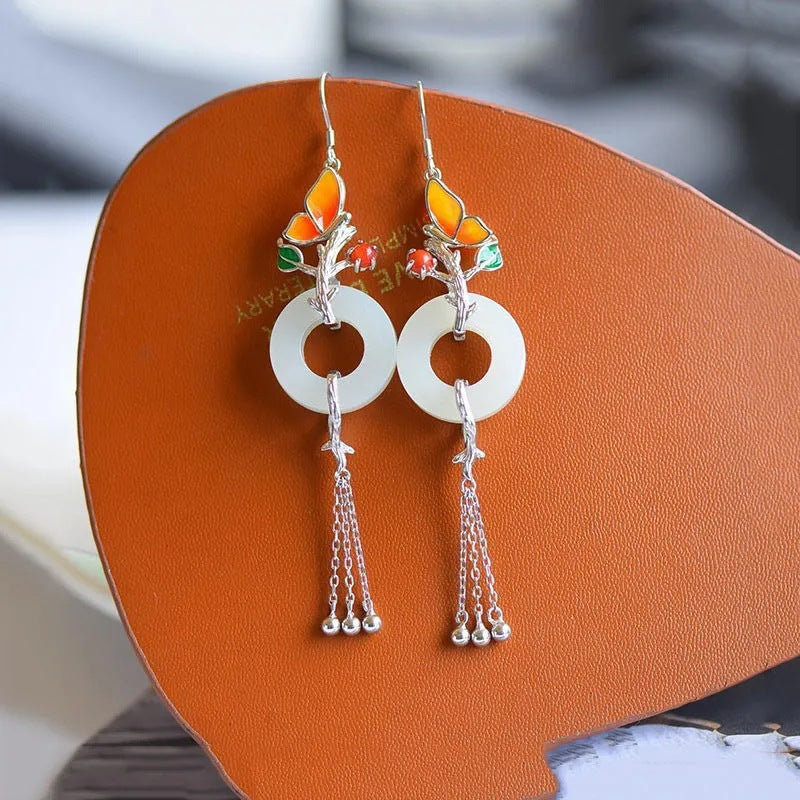 Classic Earring with Timeless Appeal