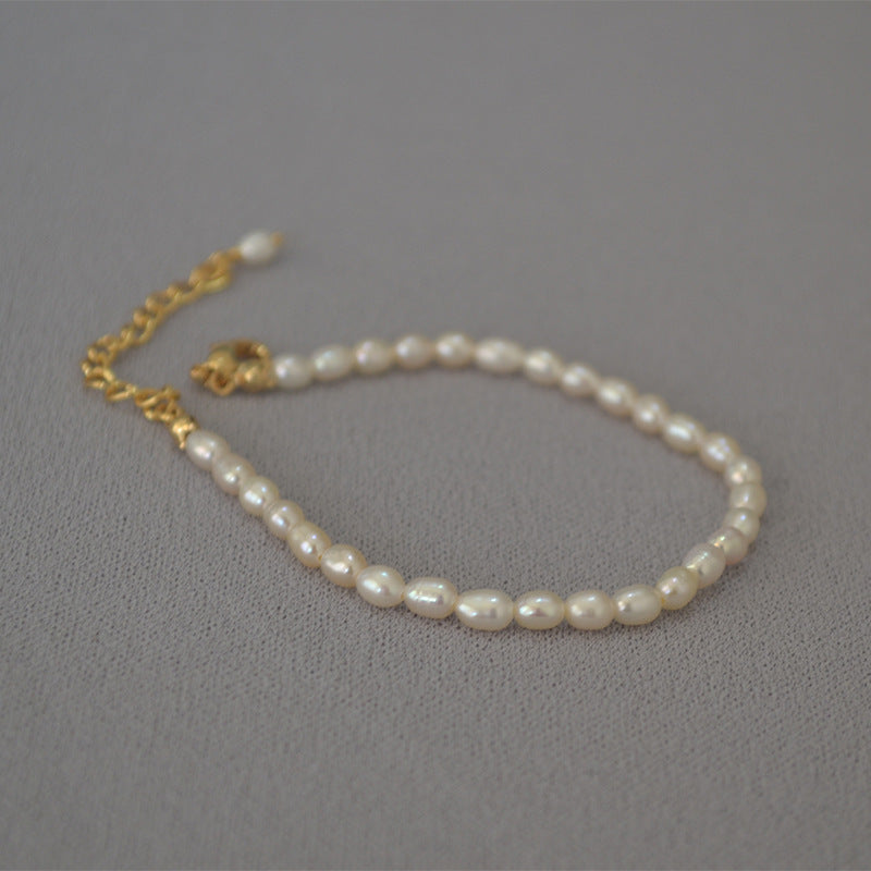 Classic Pearl Bracelet with Timeless Appeal