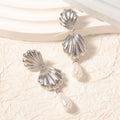 Classic Pearl Earring with Timeless Appeal