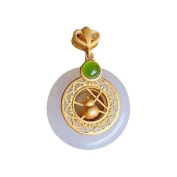 Classic Silver Necklace with Timeless Appeal