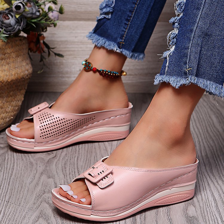Graceful Orthopedic Sandals for Modern Look