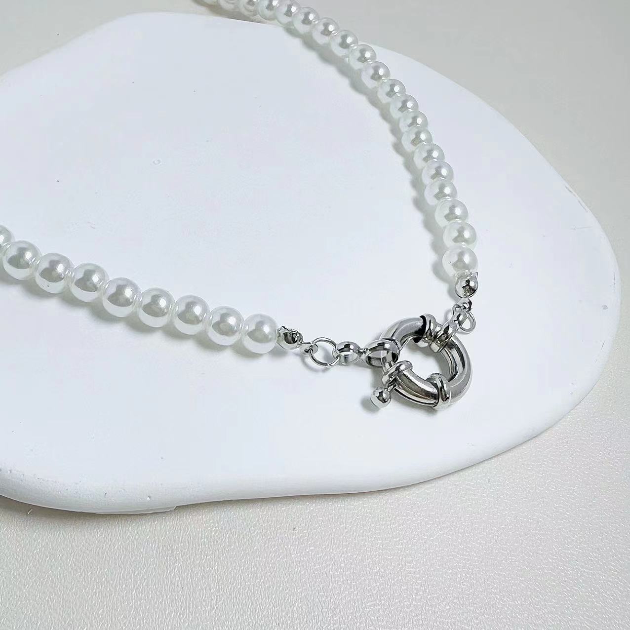 Charming Pearl Necklace for Any Occasion