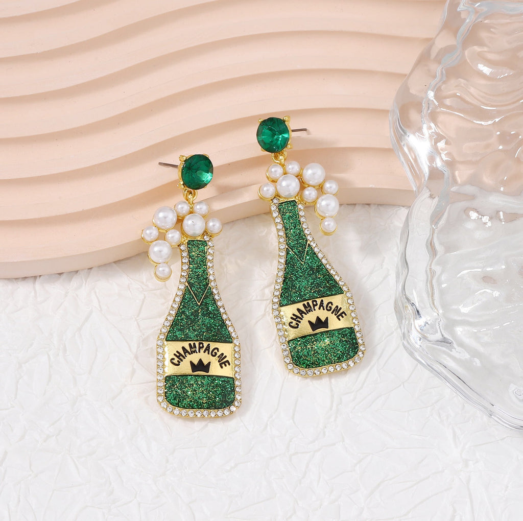 Charming Earring for Any Occasion