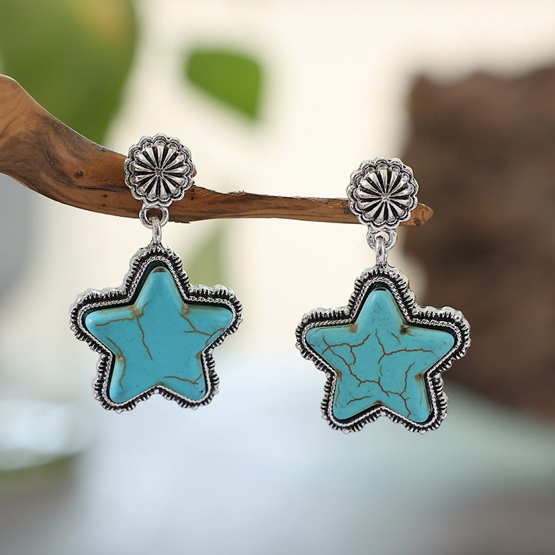 Charming Earring for Any Occasion