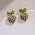 Charming Earring for Any Occasion