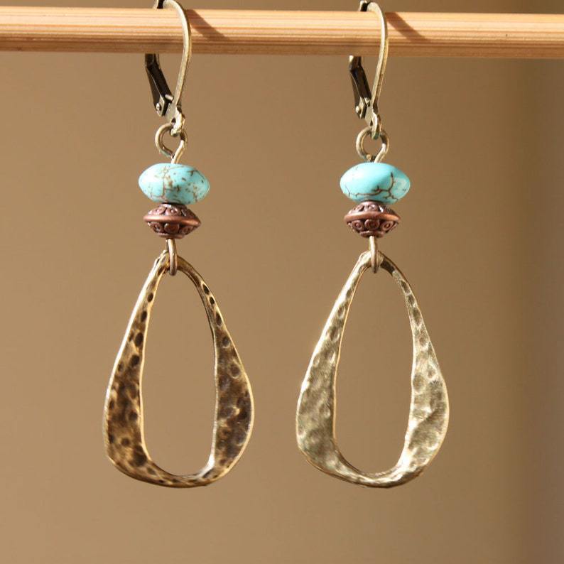 Stunning Earring for Daily Wear