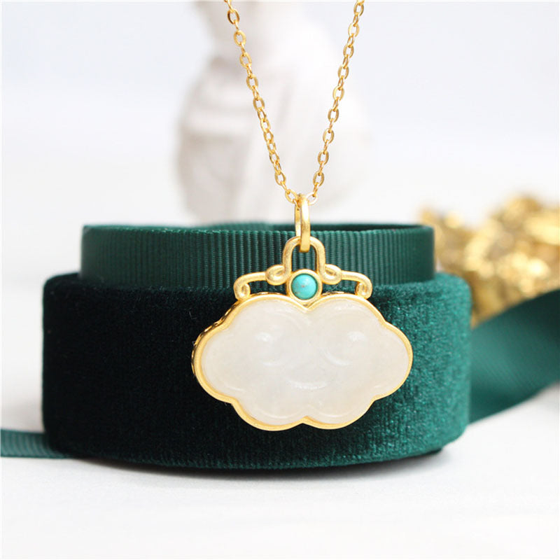 Stunning Gold Pendant for Daily Wear
