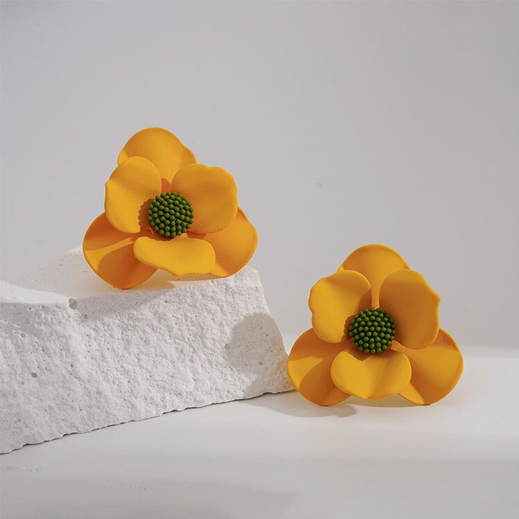 Romantic Earring for Special Moments