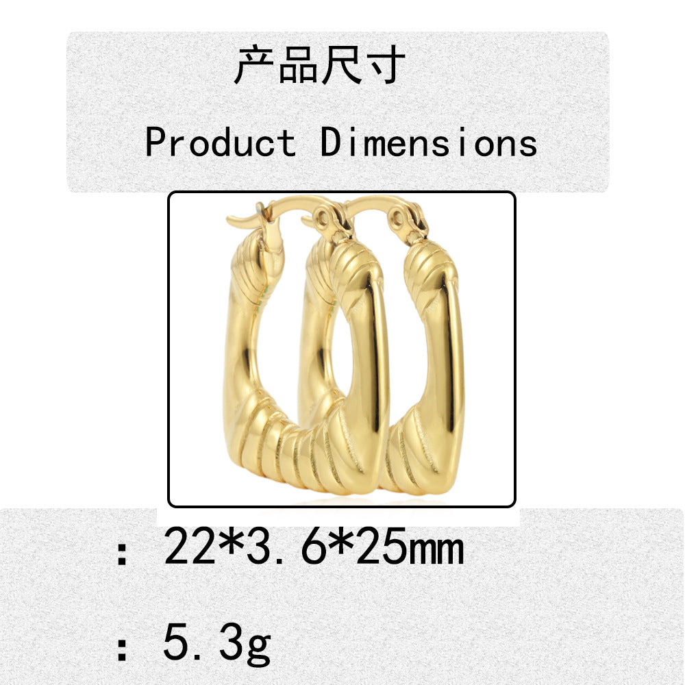 Charming Gold Earring for Any Occasion