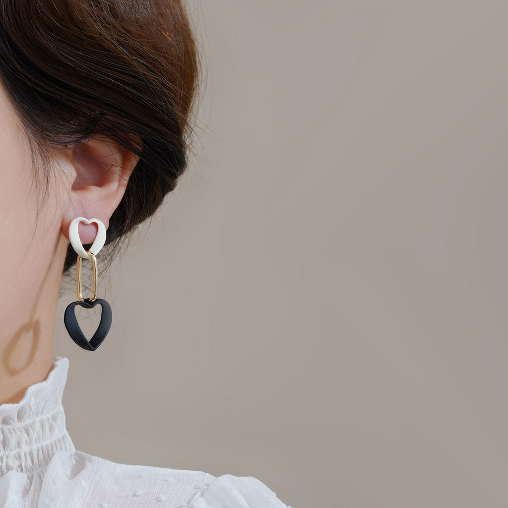Classic Earring with Timeless Appeal
