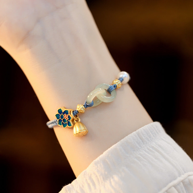Romantic Pearl Bracelet for Special Moments