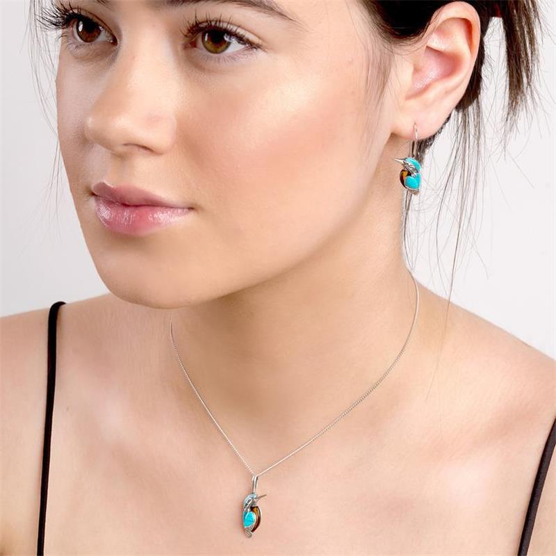 Charming Silver Necklace for Any Occasion