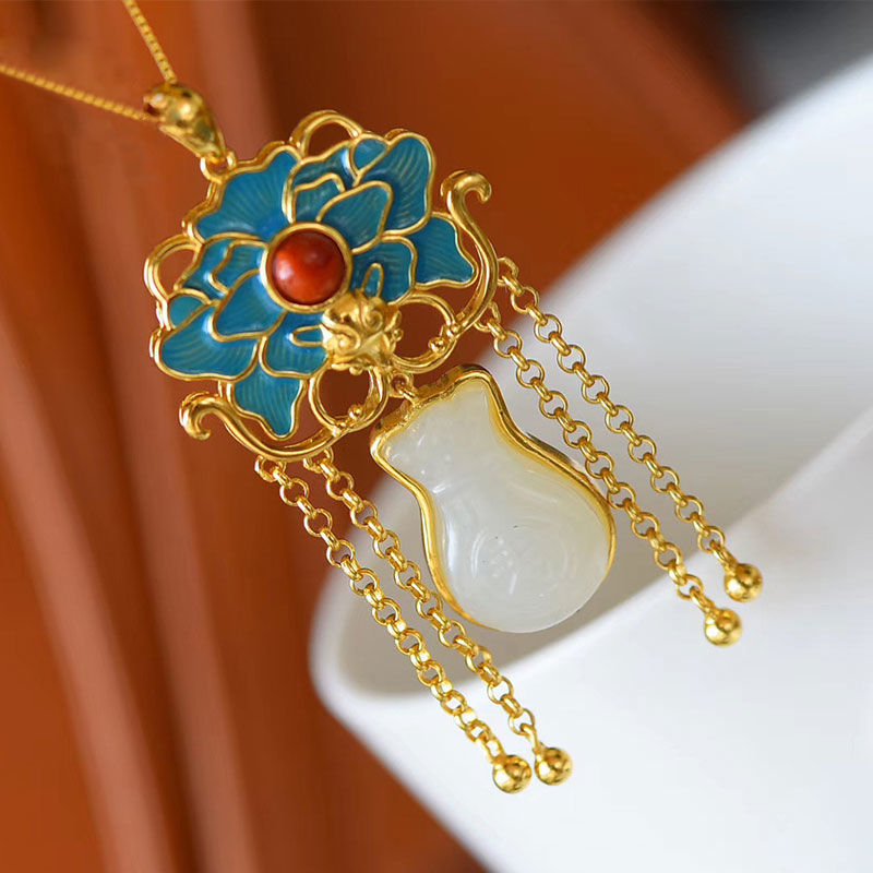Stunning Necklace for Daily Wear