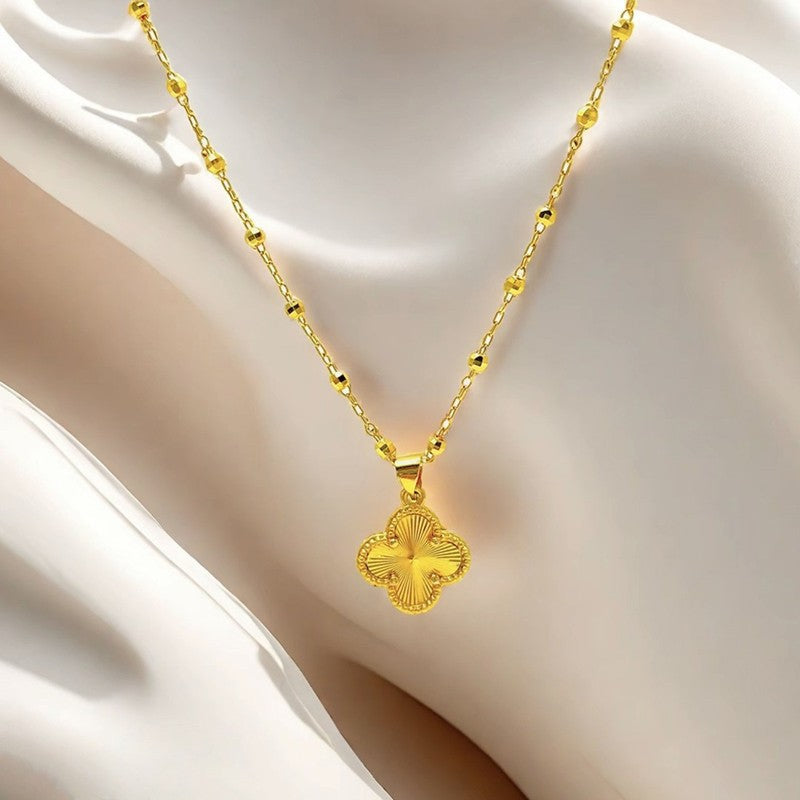 Charming Piece for Any Occasion