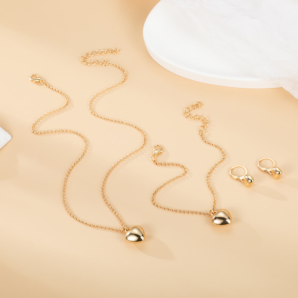 Delicate Artisan Gold Necklace