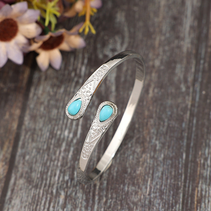 Charming Bracelet for Any Occasion
