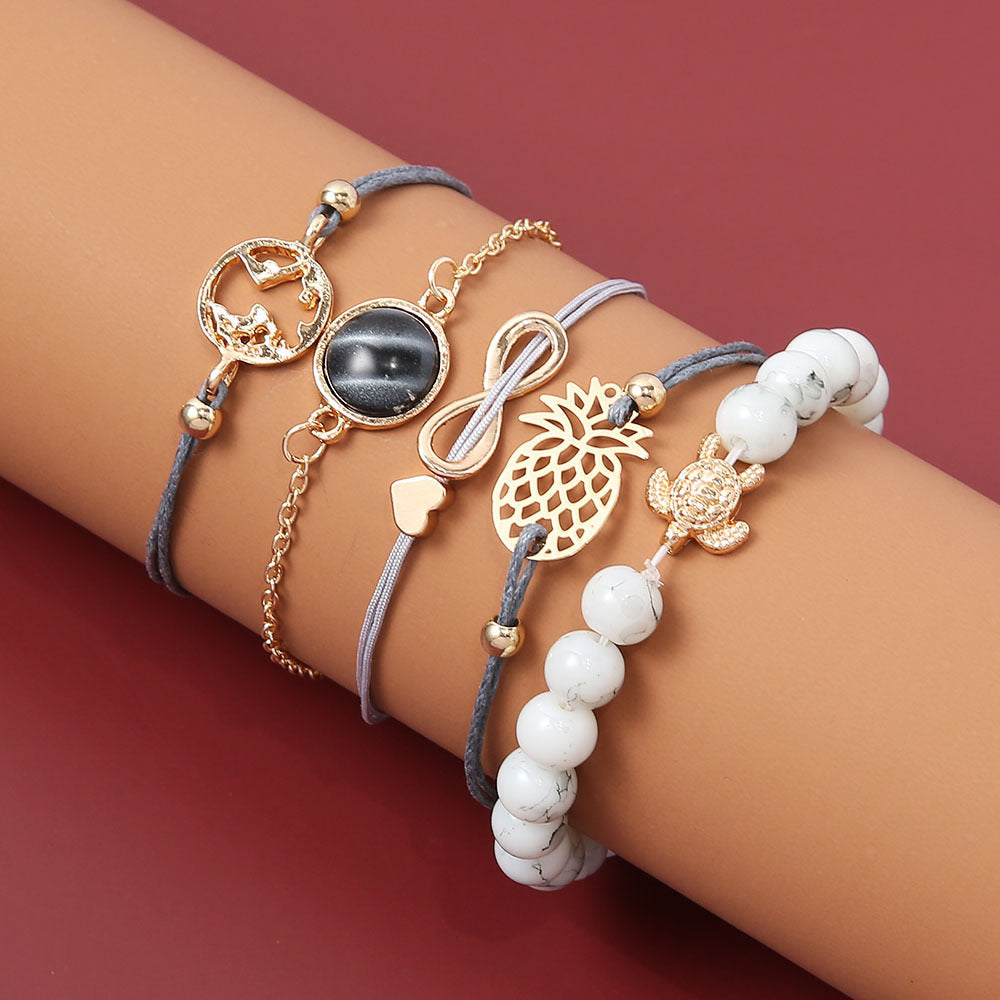 Beautiful Set with Unique Style