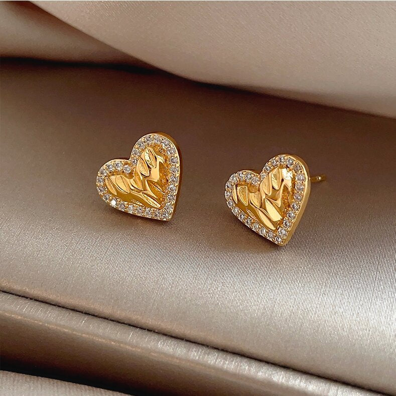 Classic Earring with Timeless Appeal
