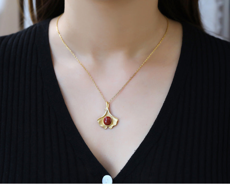 Stunning Gold Necklace for Daily Wear