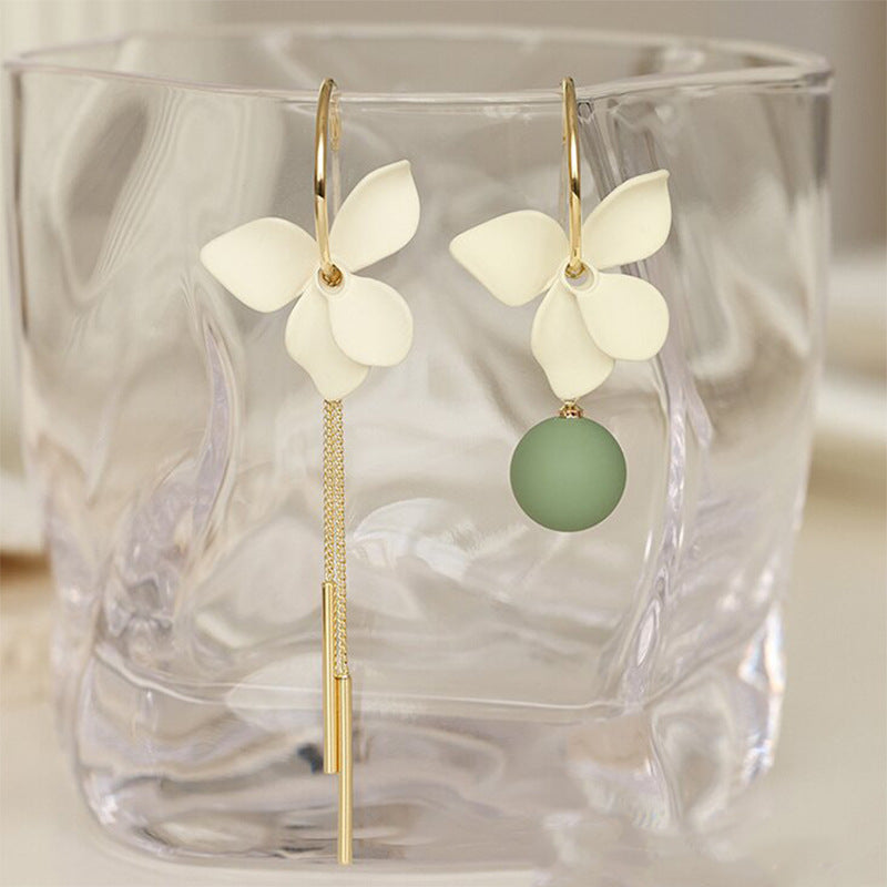 Romantic Earring for Special Moments