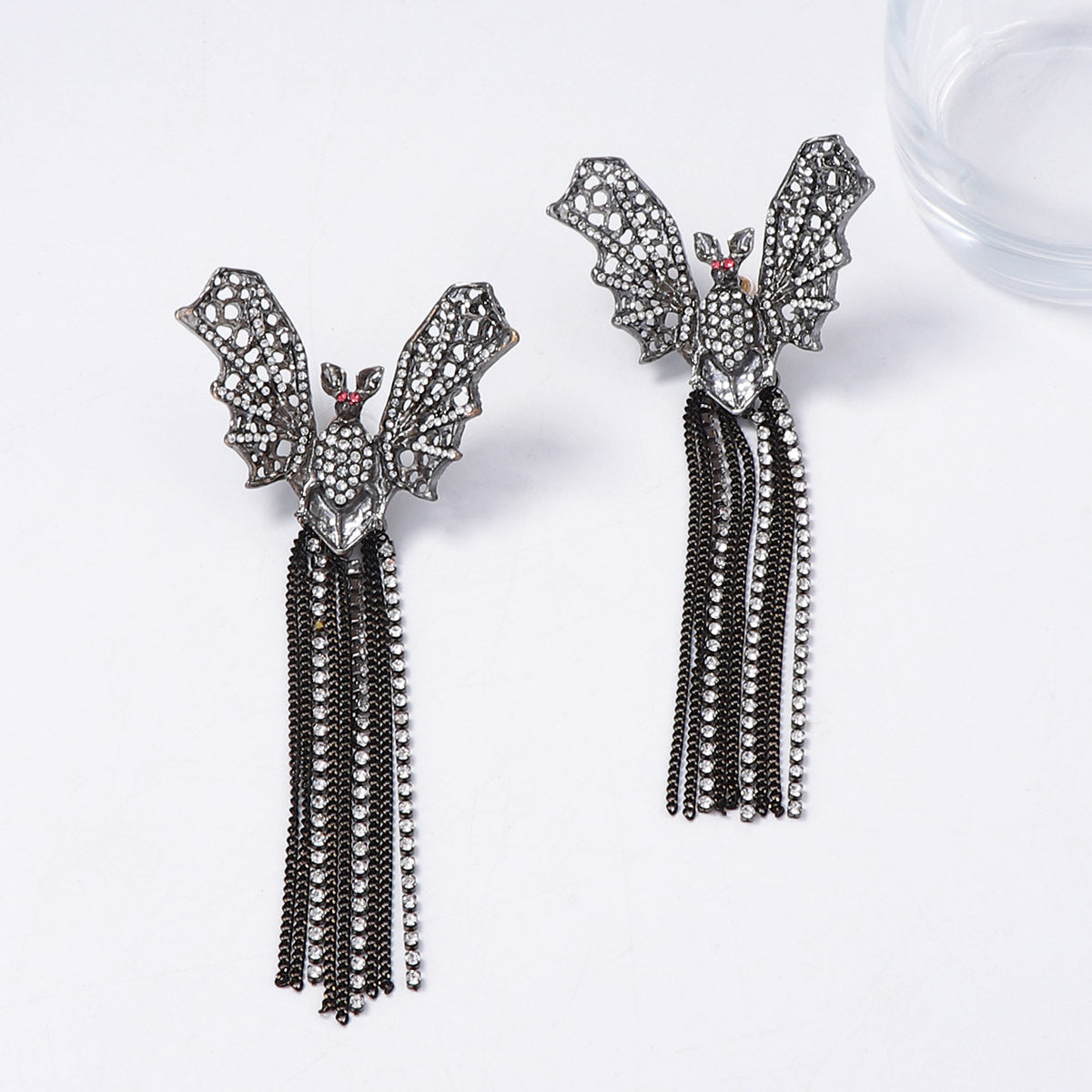 Charming Piece for Any Occasion