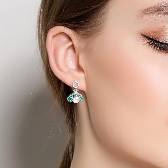Delicate Artisan Gold Earring