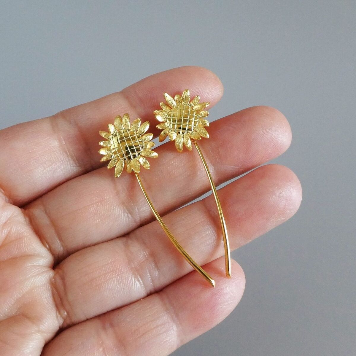 Elegant Earring for Every Occasion