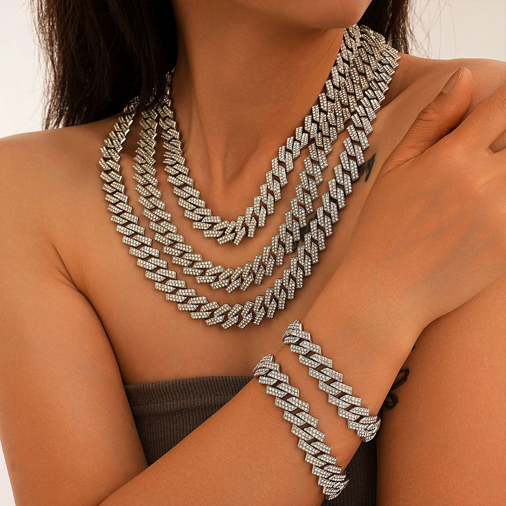 Classic Necklace with Timeless Appeal